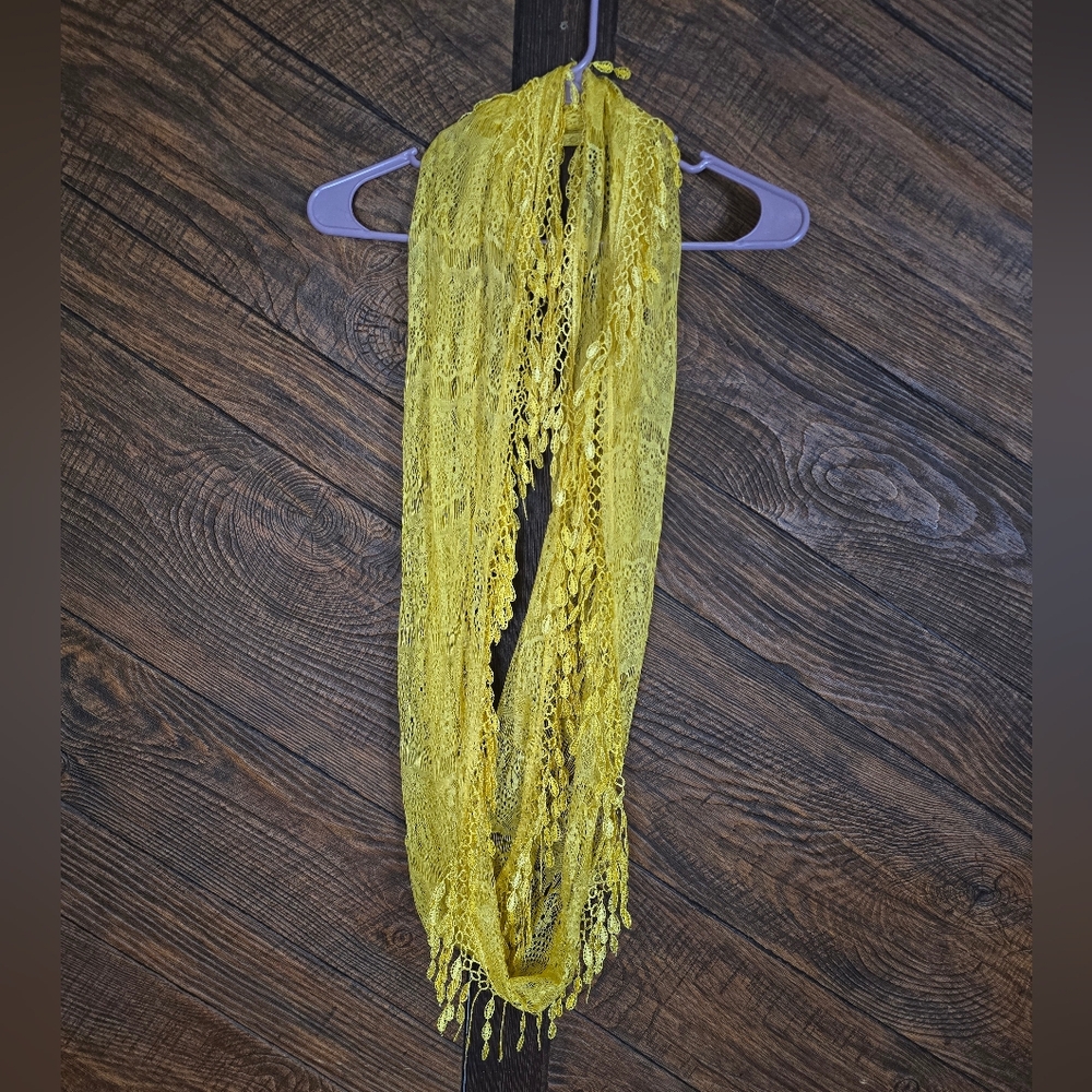 Chic Boho Gorgeous Yellow Lace Infinity Scarf Y2K